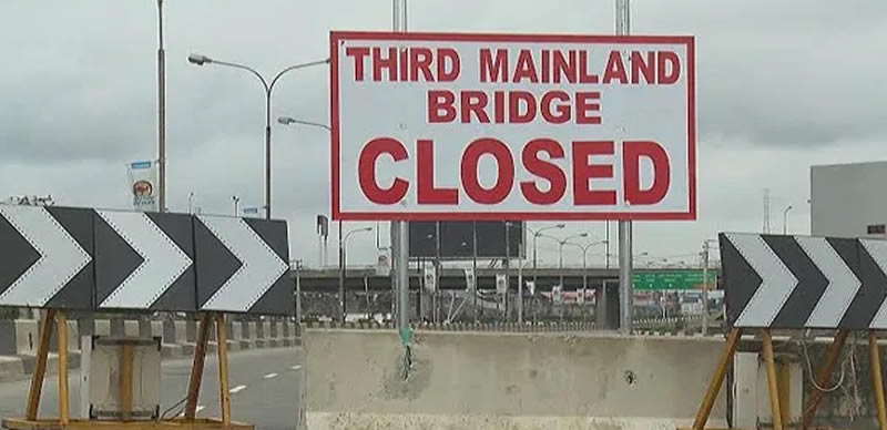 The Federal Government has announced the planned closure of the Iyana Oworonshoki-Adeniji Adele section of the Third Mainland Bridge in 2024. The Federal Controller of Works, Lagos State, Mrs Olukorede Kesha, announced in a Thursday statement that the planned closure will commence from 11: 00 am on Tuesday, Jan. 9, 2024. Kesha said the closure would be done on the Lagos Island-bound carriageway of the bridge. She appealed to motorists to obey traffic rules and use alternative routes to prevent hardship as comprehensive repairs continue on the highway. “The Federal Government through the Federal Ministry of Works wishes to inform the motoring public that the emergency repairs of Third Mainland Bridge in Lagos will continue with the closure of Iyana Oworonshoki-Adeniji Adele bound for the effective repairs of the entire section of the bridge. “Consequent upon the above, motorists are hereby advised to use alternative routes,” she said. Kesha identified the alternative routes and links to include: Ojota-Ikorodu Road-Funsho Williams Avenue-Eko Bridge-Apogbon-CMS and Ojota-Ikorodu Road-Jibowu-Yaba-Oyingbo-Iddo-Carter Bridge-CMS. Also listed was Gbagada-Anthony-Ikorodu Road-Funsho Williams-Eko Bridge-Apogbon-CMS. “Motorists are further advised to cooperate with the traffic management officials deployed to manage traffic and ensure hitch-free movements to minimise discomfort during this repair period. “While thanking the general public for their past cooperation and understanding, more is expected this time,” she added. The 11.8 km Third Mainland Bridge undergoing comprehensive rehabilitation is the longest of three bridges connecting Lagos Island to the Mainland.